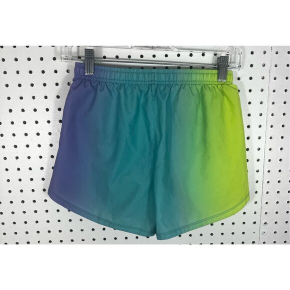 Girls Adidas gradient shorts - Picture 2 of 4